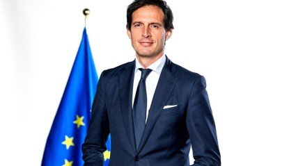 Hoekstra verwacht beperkte overstap van box 3 naar bv